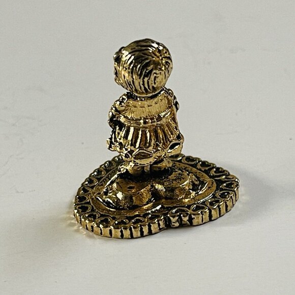 Girl Figure Standing on Heart Pedestal Gold Tone Mini Figurine - Picture 3 of 7
